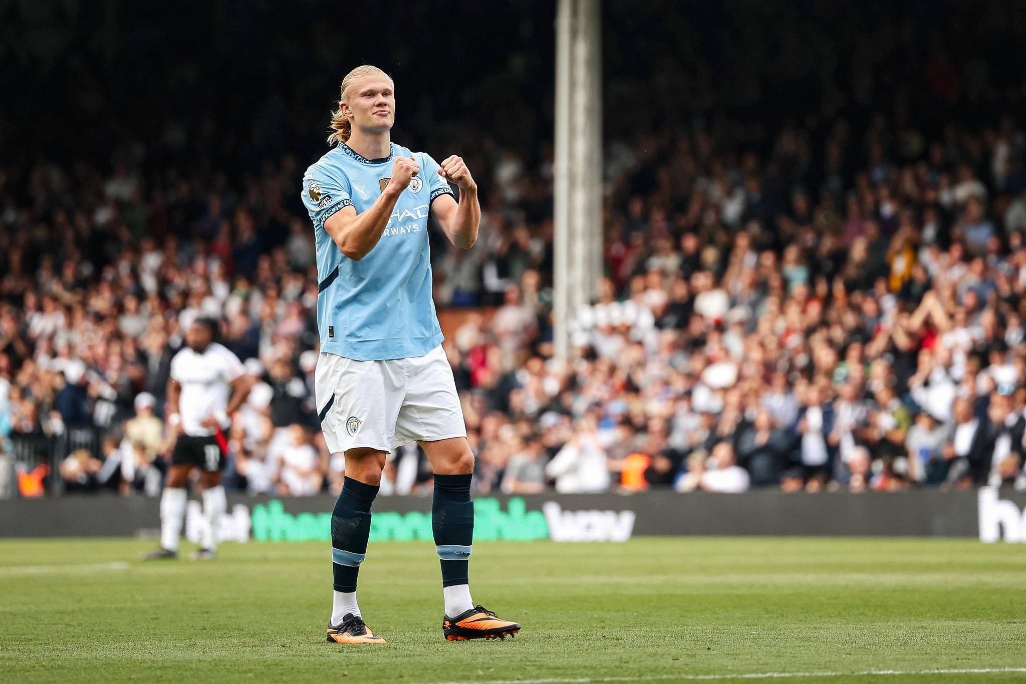 哈兰德迎来十五赛季高光表现,巴黎圣日耳曼球迷沸腾!的简单介绍 哈兰德迎来十五赛季高光表现,巴黎圣日耳曼球迷沸腾!的简单介绍