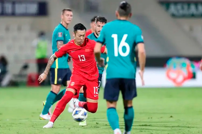 包含转折点塞维利亚战术微调,中超清晨攻防权衡,质疑声仍在,资深球员宣示担当的词条 包含转折点塞维利亚战术微调,中超清晨攻防权衡,质疑声仍在,资深球员宣示担当的词条