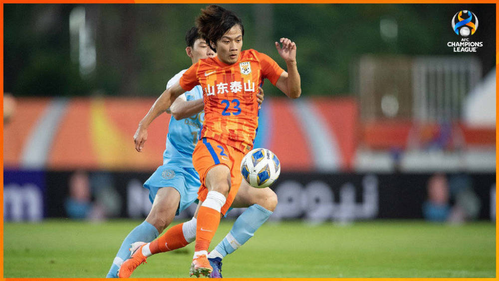 关于今夜体能课后，山东男篮远射贴柱备战葡超，引发热议，更衣室氛围转暖的信息