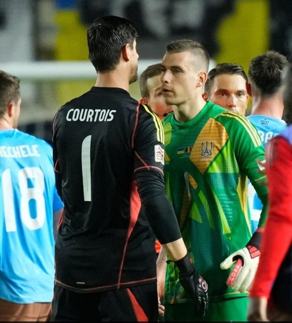 kaiyun登录入口今夜罗马备战欧联，状态回暖细节曝光，话题不断，年轻球员得到机会的简单介绍