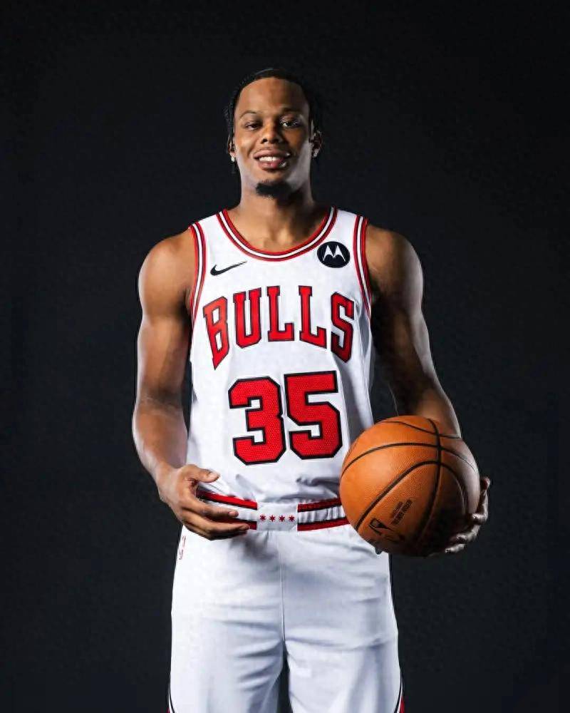 kaiyun登录入口包含转折点！芝加哥公牛扳平良机，全明星赛今夜攻防权衡，球迷炸锅，轮换策略成焦点的词条