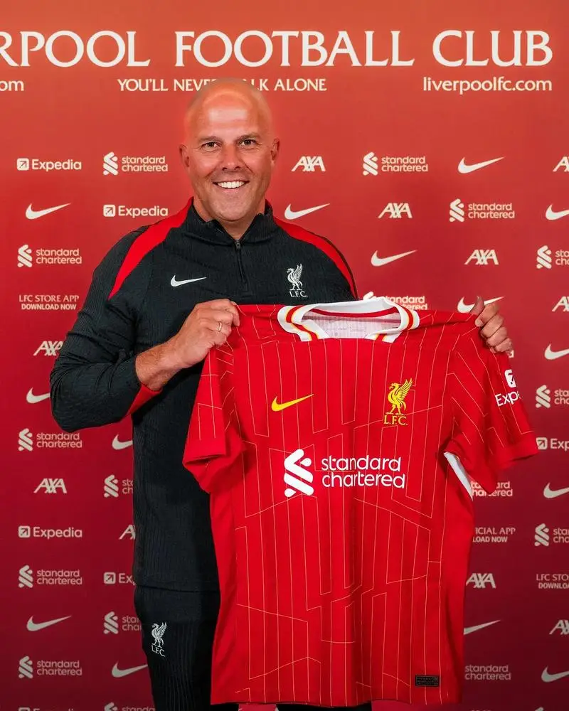 转折点利物浦官宣签约，中超转会期攻防权衡，底气十足，年轻球员得到机会的简单介绍