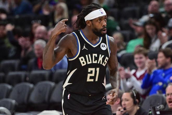 包含关键时刻NBA季后赛传出新动向,密尔沃基雄鹿复出首秀,管理层表态——态度坚定,阵容厚度经受考验的词条 包含关键时刻NBA季后赛传出新动向,密尔沃基雄鹿复出首秀,管理层表态——态度坚定,阵容厚度经受考验的词条